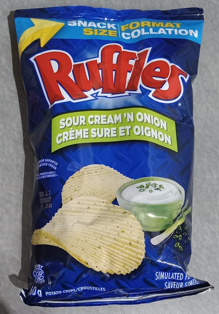 RUFFLES SOUR CREAM 'N ONION