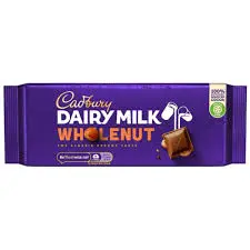 CADBURY DAIRY MILK WHOLENUT 120G (UK)