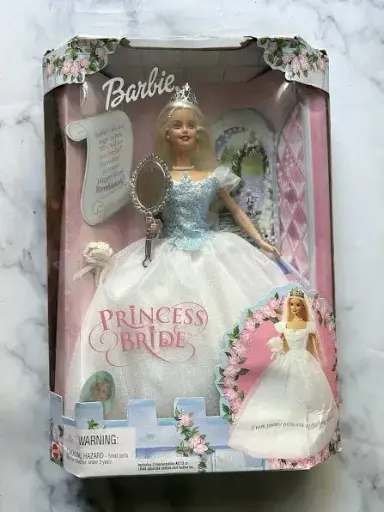 [1220-9] DOLL IN A BOX  